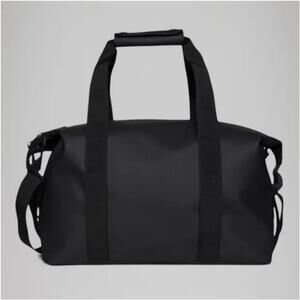 Rains 20270 Weekend Hilo Bag Gym Travel NWOT Unisex BLACK Duffel Crossbody